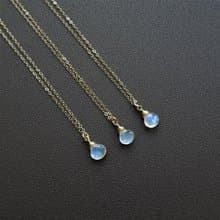 小巧光面心形 月光石 扁胖水滴形 14Kgf 包金項鍊 鎖骨鍊