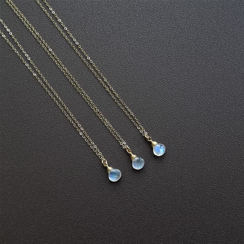 小巧光面心形 月光石 扁胖水滴形 14Kgf 包金項鍊 鎖骨鍊