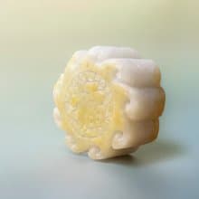 飄黃翡翡翠月餅擺飾擺件 | 天然緬甸玉A貨翡翠 | 送禮