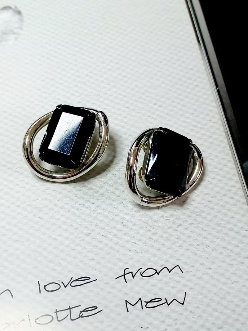 vintage jewelry  古董夾式耳環  黑石