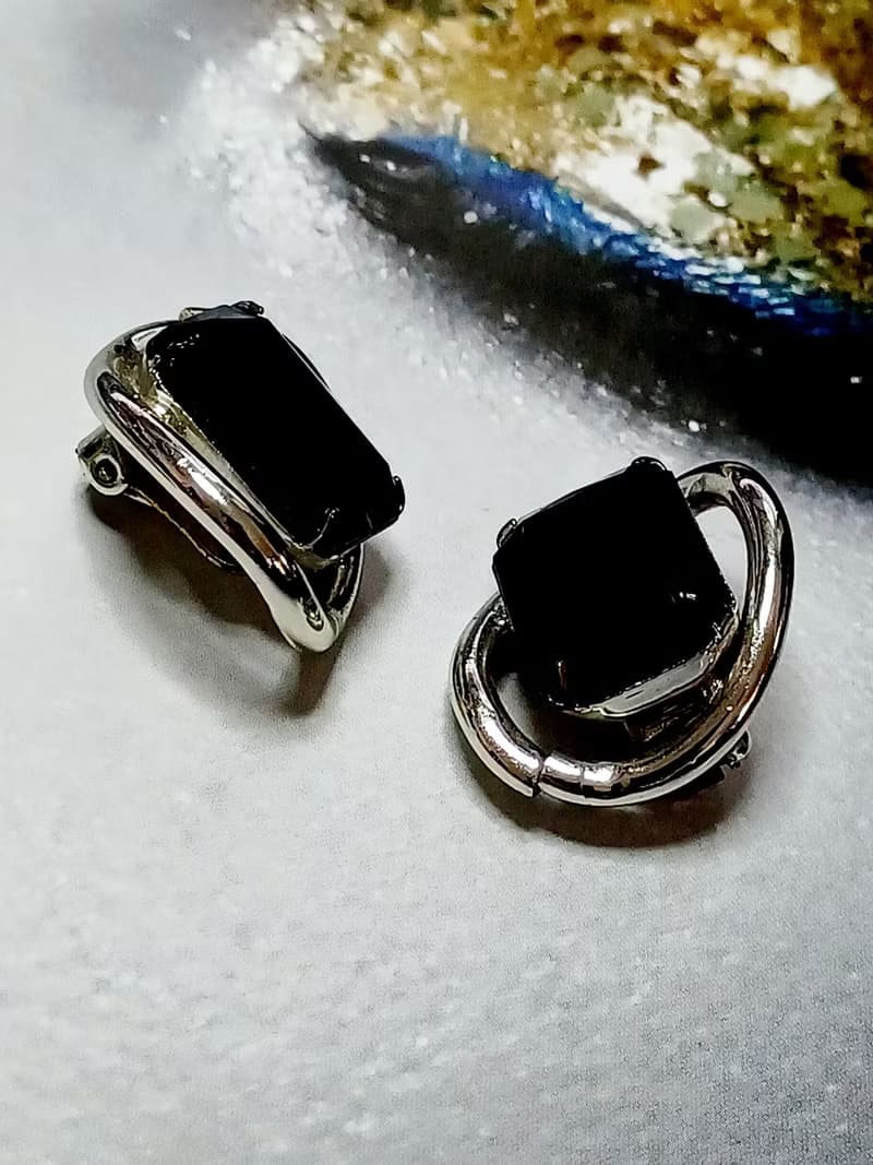 vintage jewelry  古董夾式耳環  黑石