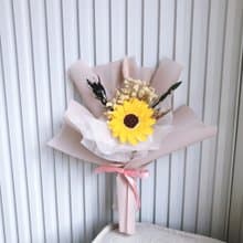 畢業花束-向日葵中型香皂花束。香皂花束。向日葵花束。生日花束