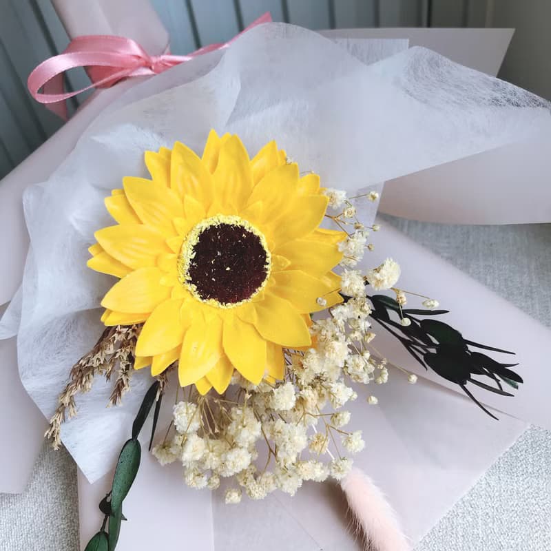 畢業花束-向日葵中型香皂花束。香皂花束。向日葵花束。生日花束