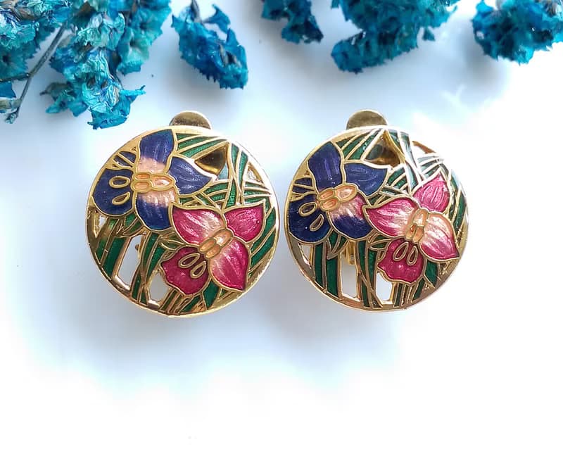 Vintage Jewelry 西洋古董飾品 紫粉色調 花卉 景泰藍 夾式耳環