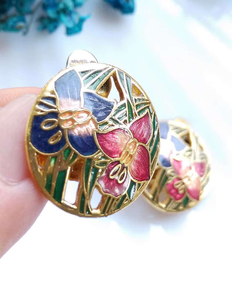 Vintage Jewelry 西洋古董飾品 紫粉色調 花卉 景泰藍 夾式耳環