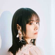 芭蕾舞韻 - 不對稱耳環 _ 2 ways