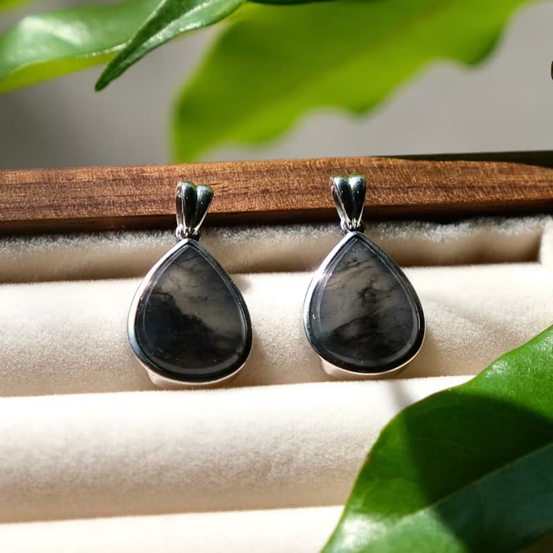 高冰種烏雞翡翠無事牌 天然緬甸翡翠A貨 S925銀 項鍊 冰種翡翠