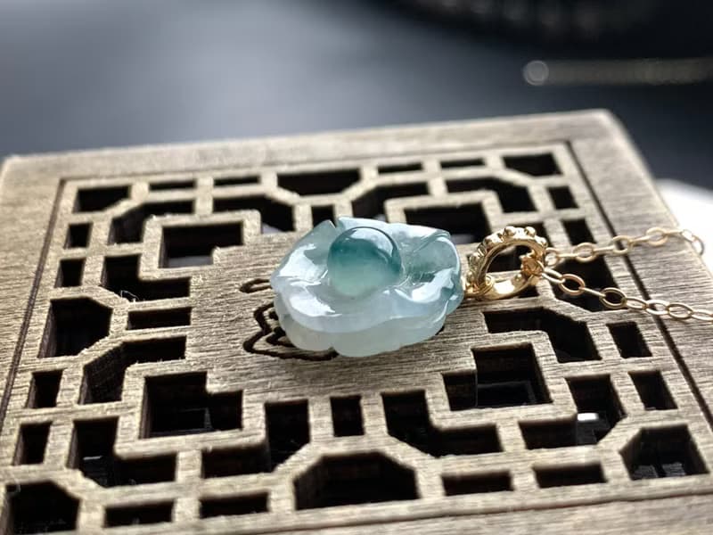 天然緬甸玉翡翠 冰糯種飄花翡翠  飄蘭花 14kgf注金