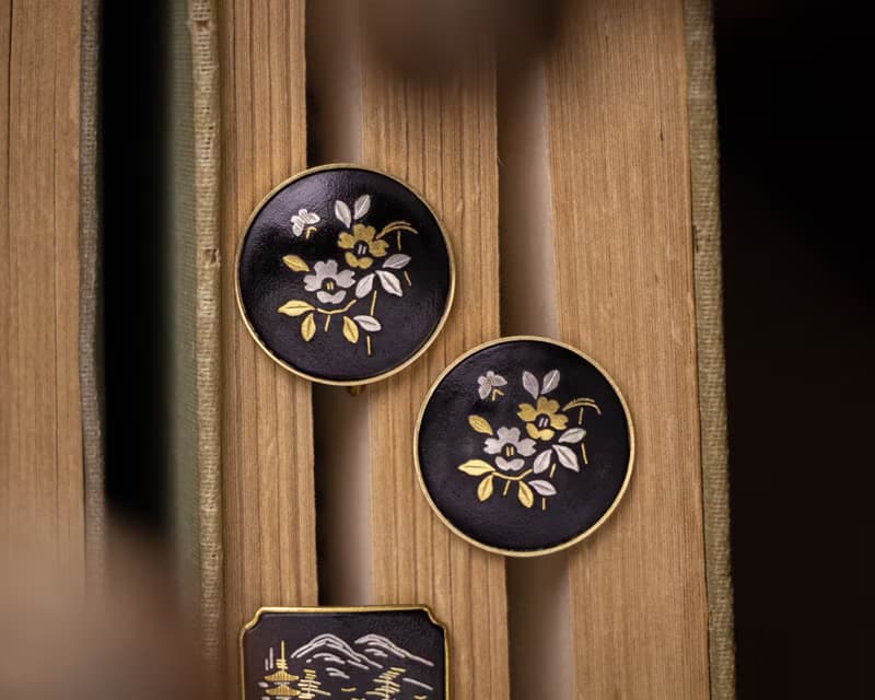 日本Amita古董象嵌 24K金/純銀鑲嵌工藝 椿花與閣寺風景 耳栓耳夾