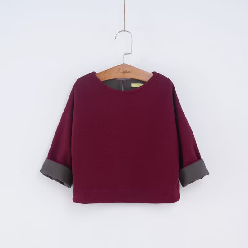 葛爾翻袖配色上衣