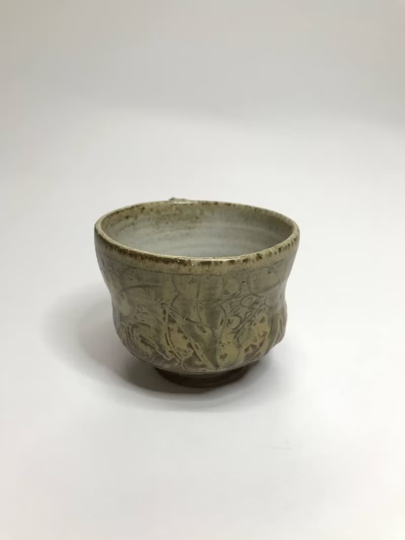 曾永鴻  灰釉刻花馬克杯