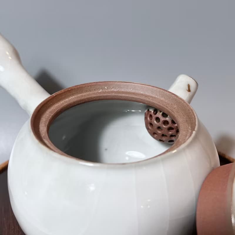 溫潤白釉側把茶壺 / 極品白釉 / 小平凡手作