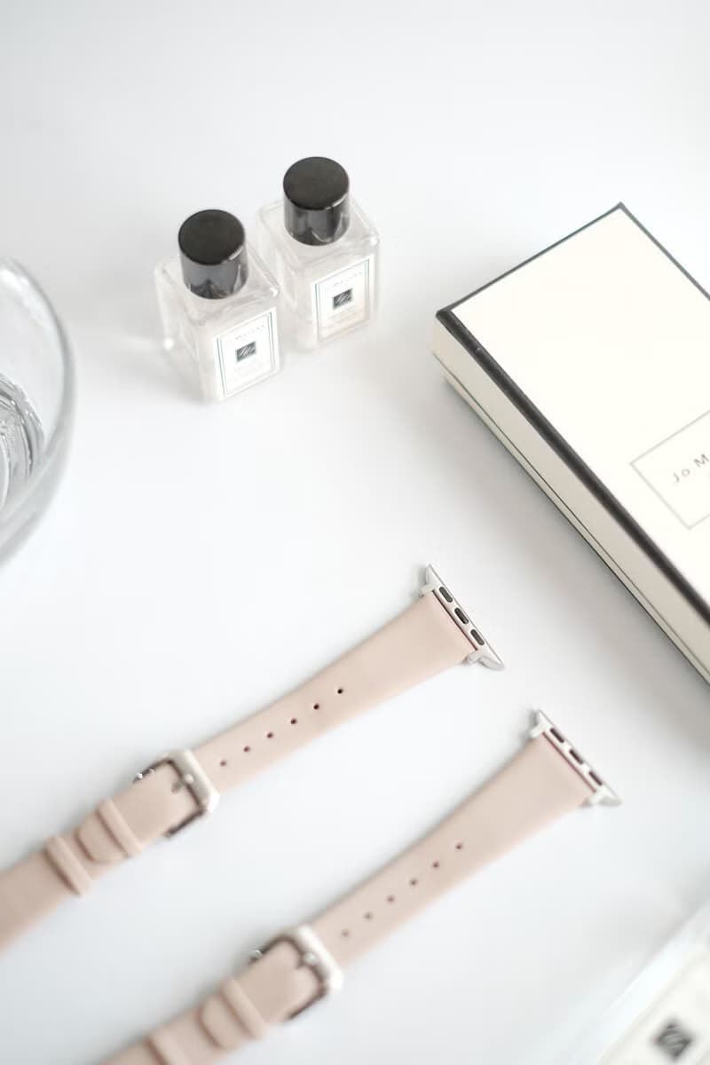 Apple Watch 質感細款絹絲牛皮錶帶 暖柔沙