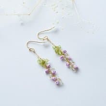 ペリドットとグリーンアメジストの藤の花 ピアス　イヤリング