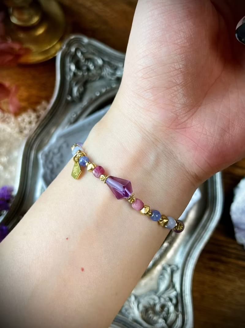 -薇薇安小姐-天然水晶手鏈/黃銅手鍊