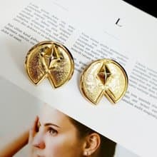 vintage jewelry  古典金色騎士盾牌夾式耳環