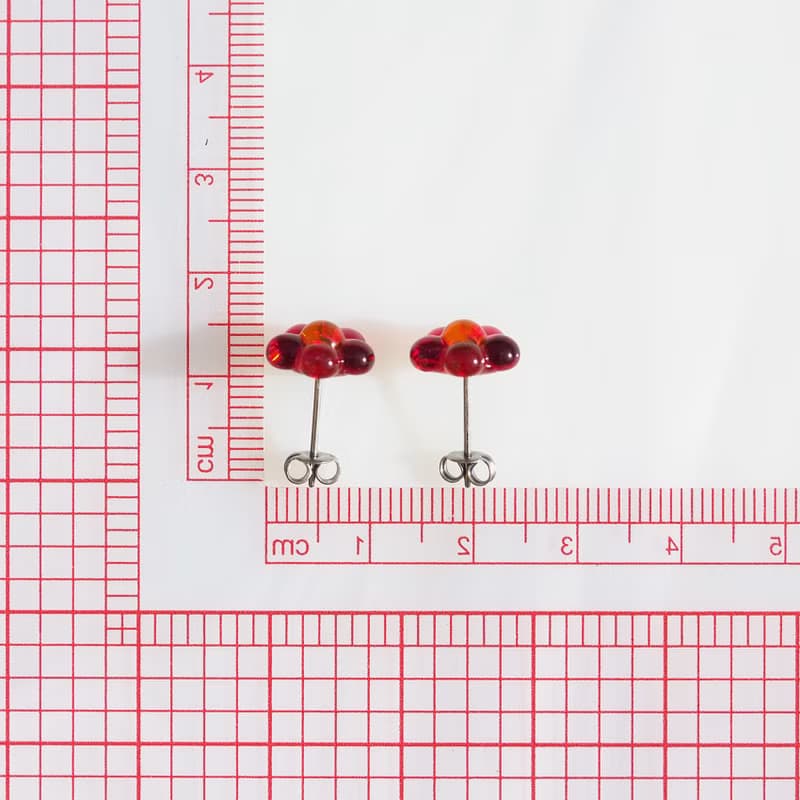 花咲くガラス(はなはな【ピンク】)チタンピアス/イヤリング【金具選べます】【受注制作】