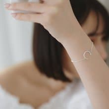 馬蹄形鍛敲手鍊