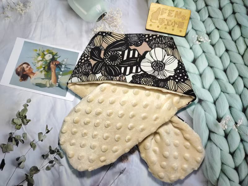 日本厚棉布奶茶色北歐纏繞花手作圍脖-不分年齡圍脖-短圍巾-脖圍-