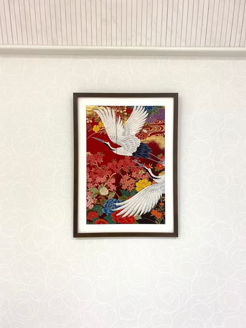 色打掛からつくるアートパネル　vintage 刺繍着物 和モダン 和風インテリア プレゼント 鶴 結婚祝 新築祝 長寿祝 縁起物 額装インテリア　額装96