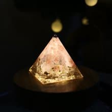 【情人節禮物】水晶療癒透明系-春櫻奧剛金字塔小夜燈Orgonit奧根