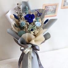 G29灰藍色系永生玫瑰情人節花束