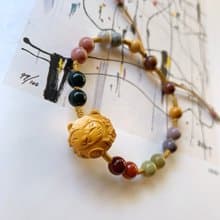 手作 阿拉善彩玉雕刻貓咪手鏈 七彩漸變 編織手繩 文藝禮物