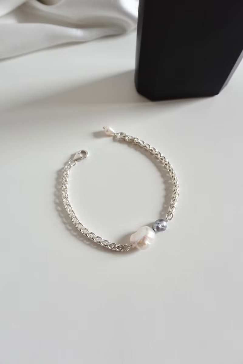 Lily Valley 鏈月珍語 | 手工串珠手鍊