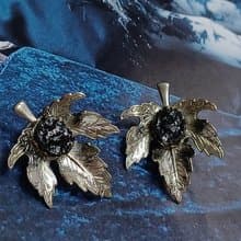 vintage jewelry   鑲石楓葉夾式耳環