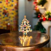 MONET Christmas Tree Vintage Brooch Signed Colorful Crystals Ornament Gift Idea