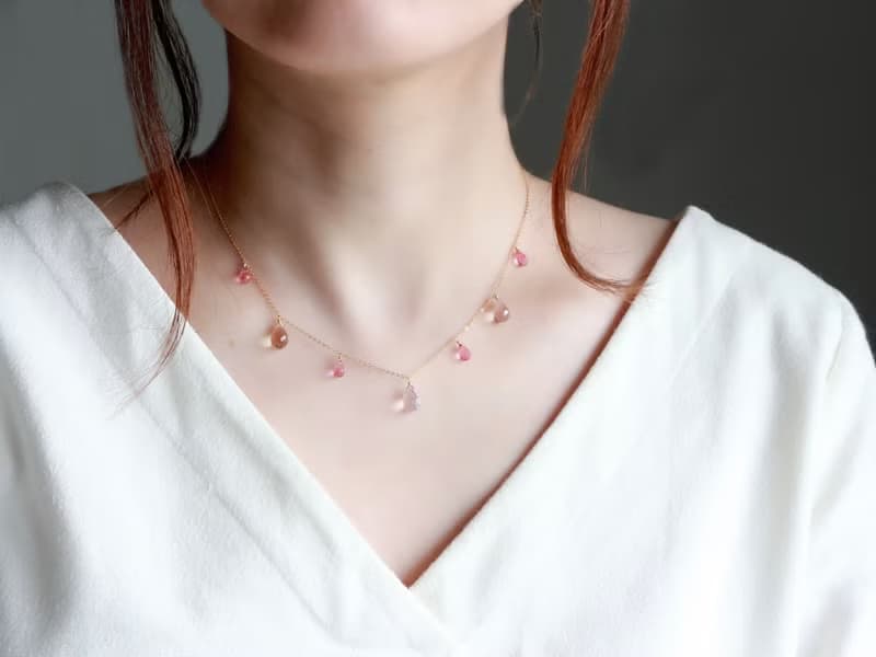 14kgf-pink chilly tears pierced earrings & short necklace(ajustable chain)