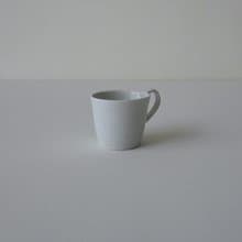 白瓷杯
