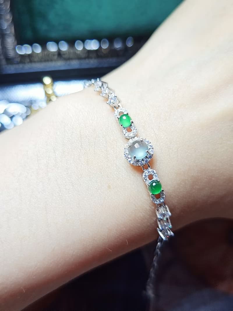 福利|小女神|A貨翡翠冰玻淡藍剛蛋面5mm純銀鍍金小奢華多顆手鏈