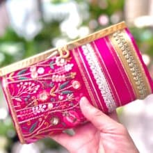 花束のように心を彩る、華やぎピンクの長財布 No.164