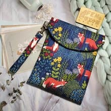 美國限量布-藍底森林樹叢狐狸款收納袋+手提帶-7.8吋電子書保護套