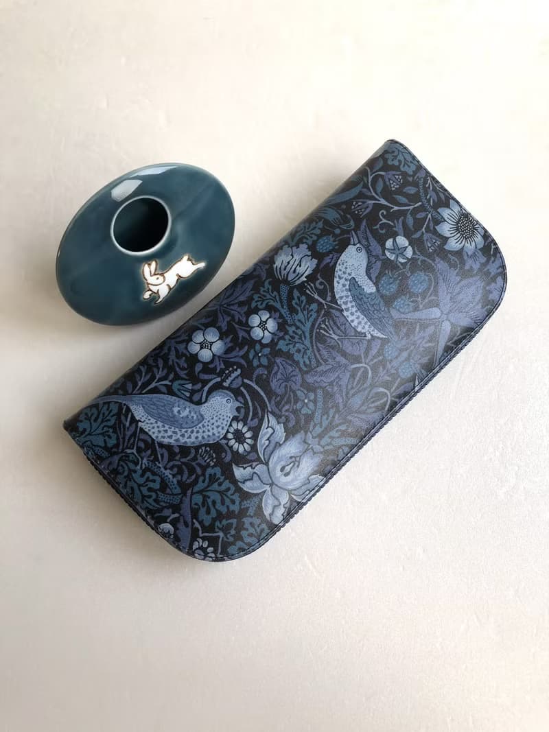 Morris【草莓小偷】防水布-長夾/皮夾/零錢包/禮物