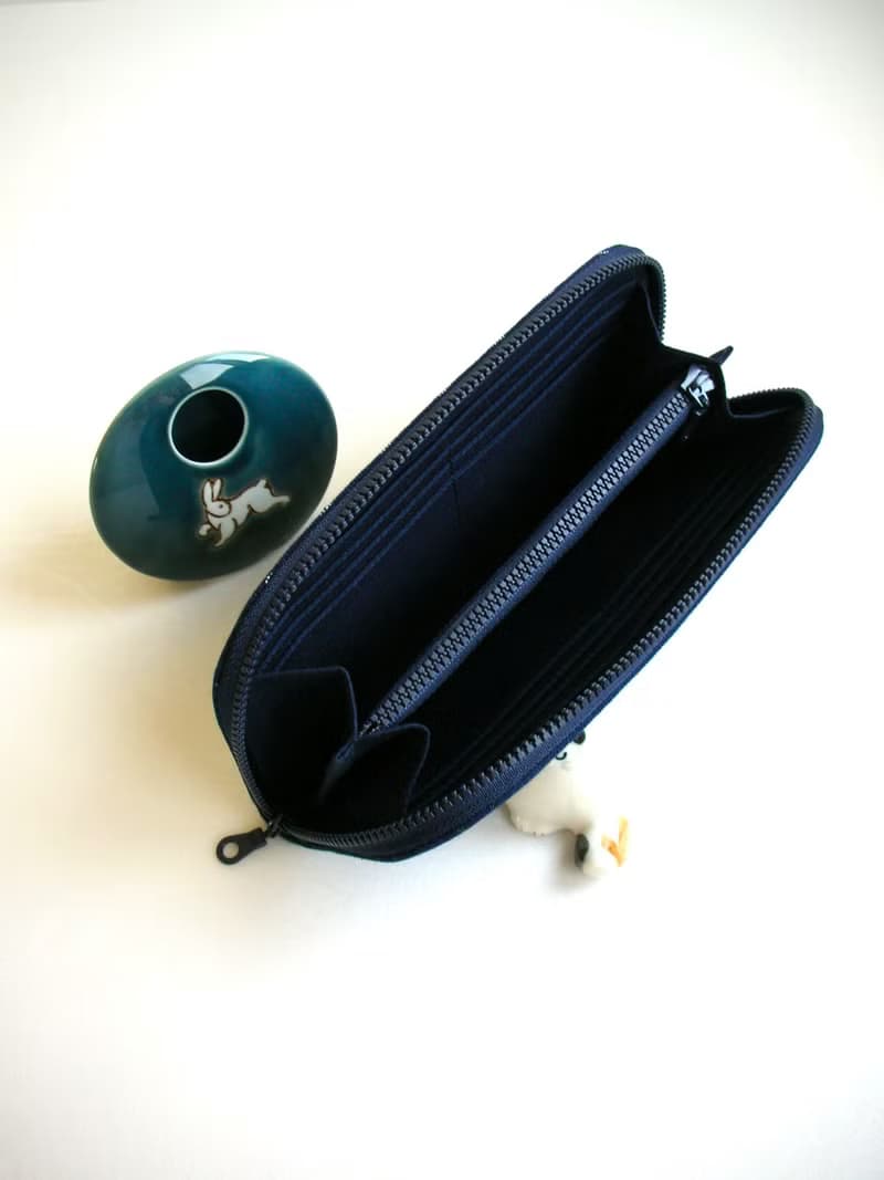 Morris【草莓小偷】防水布-長夾/皮夾/零錢包/禮物