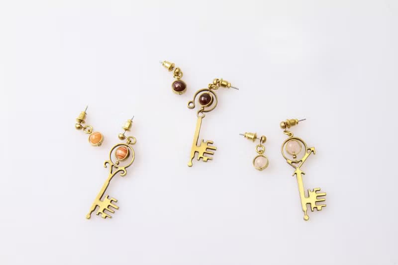 星之鑰不對稱耳環 ZODIAC ASYMMETRIC EARRINGS