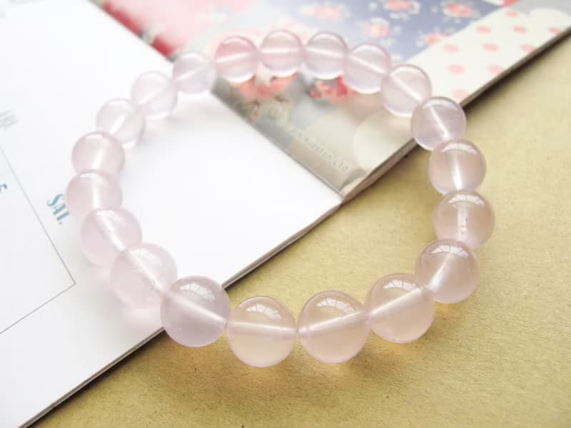 粉晶9.5mm【粉粉系】好人緣加持 愛情天然石系列 原件寄出
