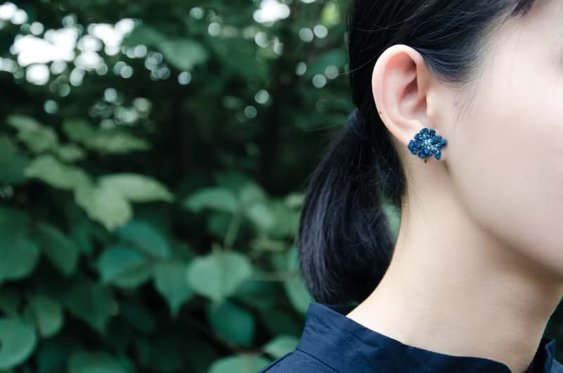岩生鹿角刺繡鉤織耳環 藍