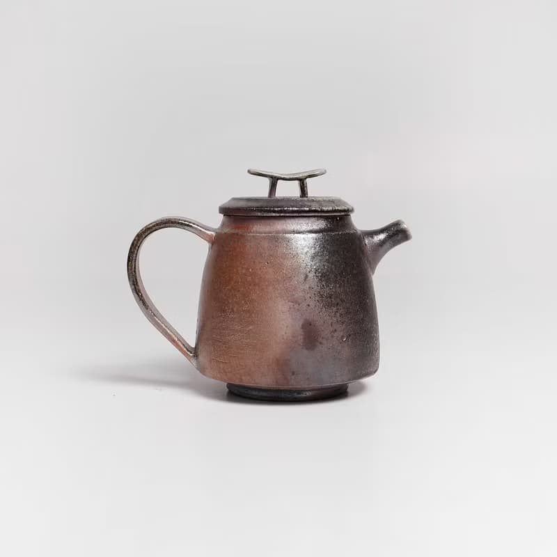 明芽窯 l 柴燒落灰鳥居金彩後手壺 茶壺 壺 陶壺 蒐藏品 H4