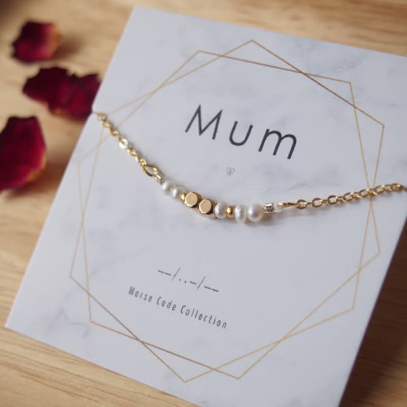 【天然石系列】摩斯密碼。Mum 母親。珍珠。鍍金手鍊。母親節禮物