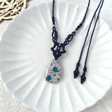 靈性平衡者。K2 Blue。藍銅礦共生石。南美巴西蠟線編織項鍊