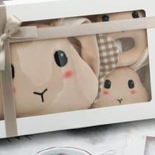 Bucute肥肥兔的彌月禮盒組/口水巾/護身符/手搖鈴/彌月