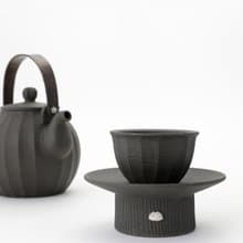 DONONG Silver Decoration Pedestal Cups and Black Soil Teapot with Copper Handle