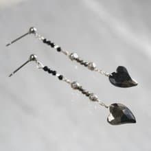 svart og pýrít heart earring 天然石ブラックスピネル パイライト/シルバー　ハートピアス　イヤリング　ロング　黒