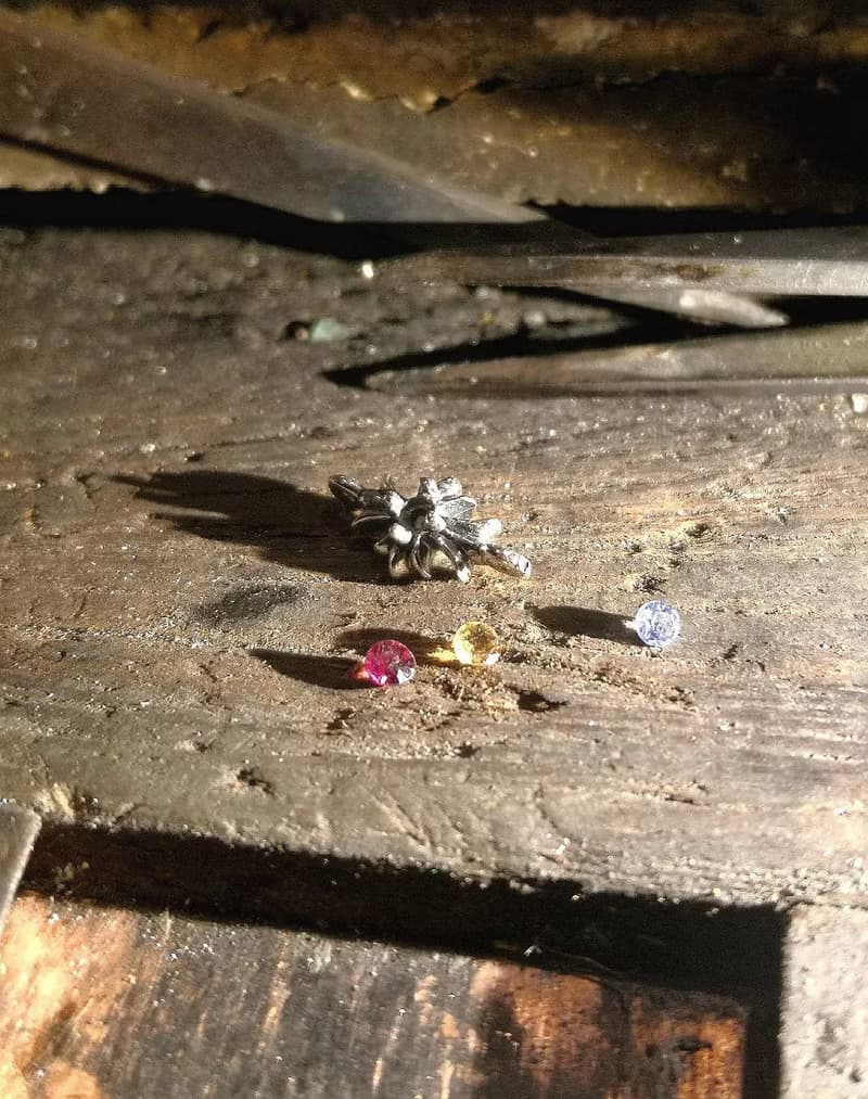 限量天然 紫紅色 藍寶石 手編蠟繩/紅線 925純銀十字架手鍊