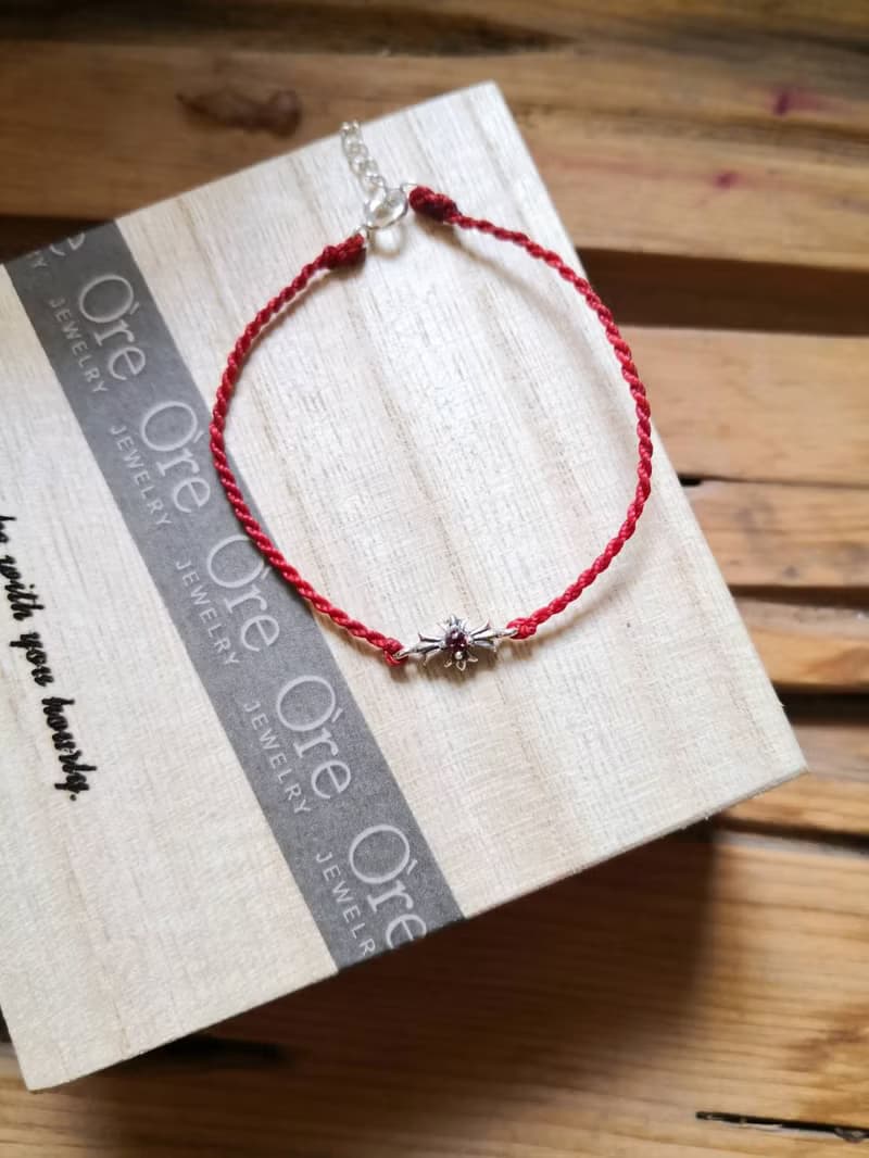 限量天然 紫紅色 藍寶石 手編蠟繩/紅線 925純銀十字架手鍊