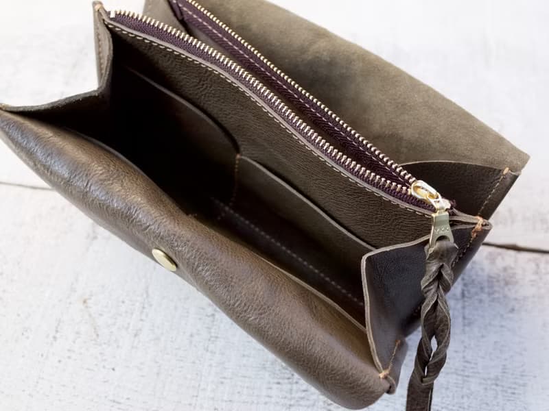 本革長財布 「series-envelope」カーキ