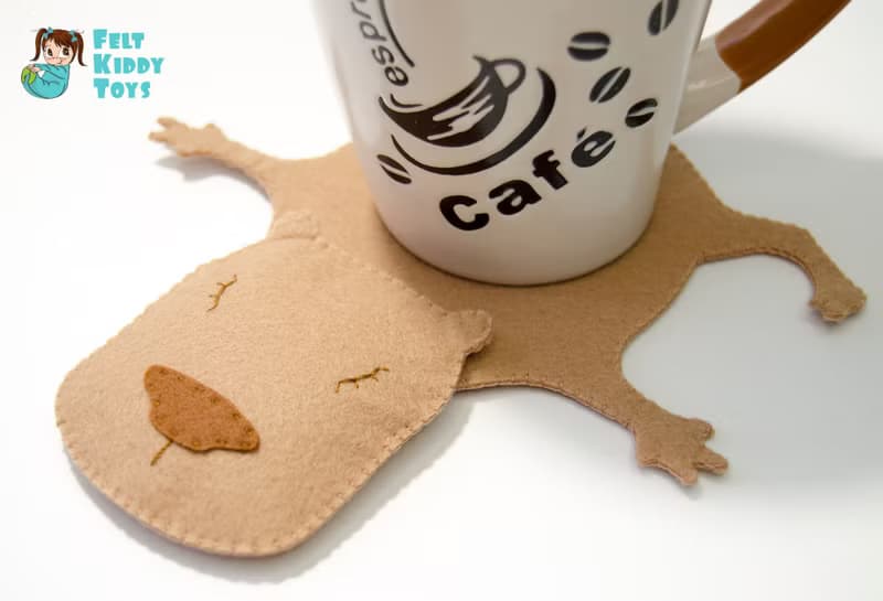 Capybara Coaster (Mug rug)